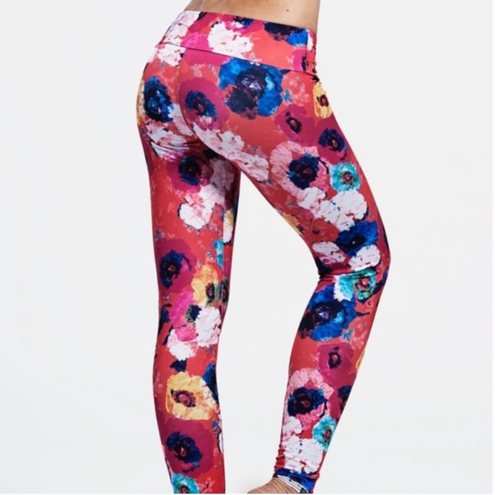 Onzie Monet Legging NWOT